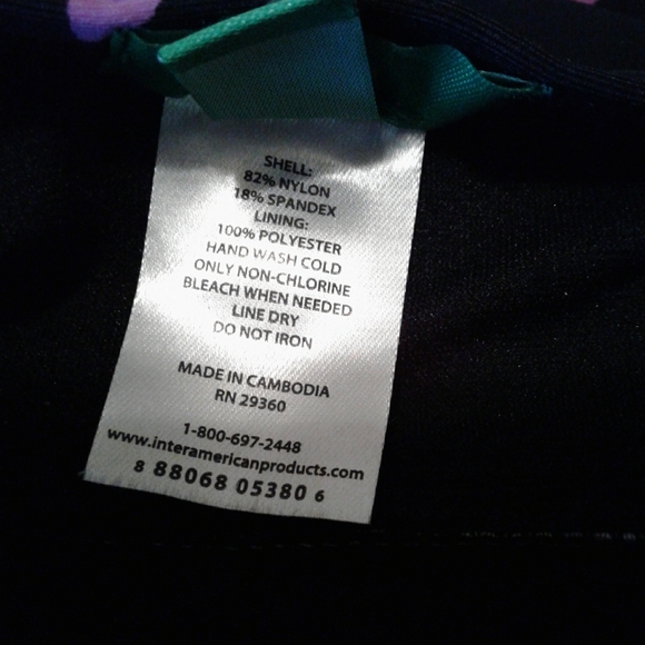 🌺 Like New DIP One Piece Skirted Swimsuit - Picture 6 of 8